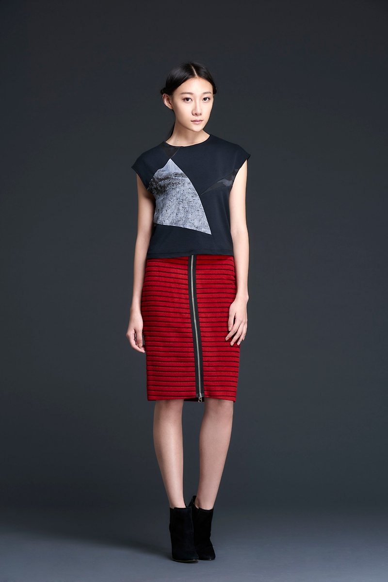Off-season sale Two-dimensional space-red - Skirts - Other Materials Red