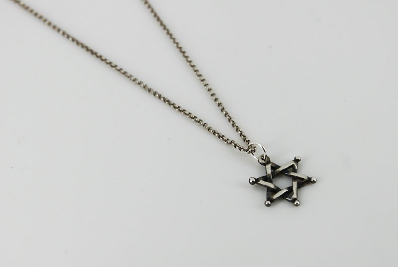 s925 Sterling Silver Necklace-Hexagram Line Of Hexagram (Bright Silver/Imitation Black) Line Of Hexagram - Necklaces - Sterling Silver Silver