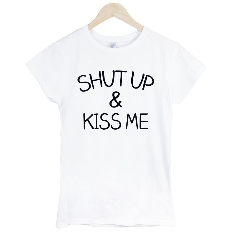 SHUT UP AND KISS ME white gray t shirt - เสื้อยืดผู้หญิง - กระดาษ ขาว