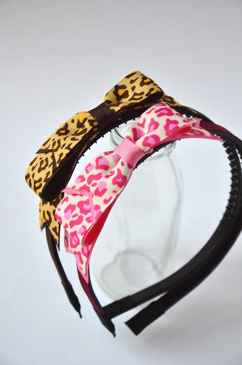 豹紋蝴蝶結髮箍 - 口水肩/圍兜 - 其他材質 