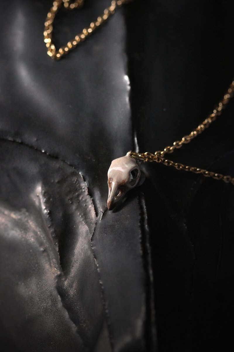 สร้อยคอ Small Bird Skull Charm Necklace - Painted Version by Defy. - สร้อยคอ - โลหะ 