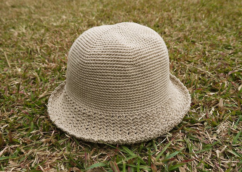 A mother's hand-made hat-autumn and winter cotton rope hat-simple round hat Khaki/ Valentine's Day - หมวก - ผ้าฝ้าย/ผ้าลินิน สีกากี