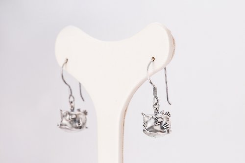 lakin 樂金 手工訂製銀飾珠寶 D.JeCa-海洋潘朵拉--"愛睏啾魨(耳環)"