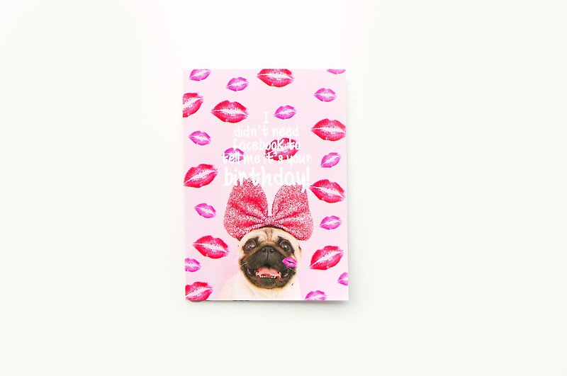 【YONG]パグ＆＃038;キス誕生日カード - カード・はがき - 紙 ピンク