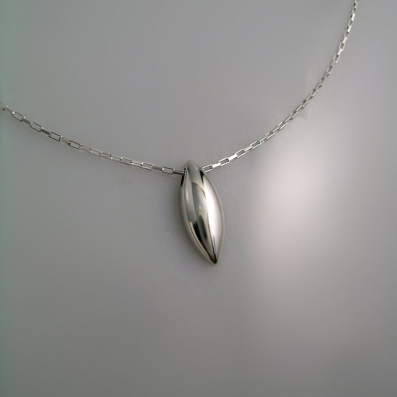 FUHSIYATUO water drop sterling silver pendant - สร้อยคอ - โลหะ ขาว