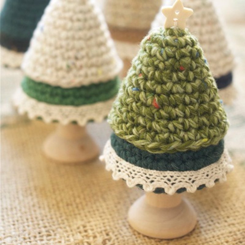 Woven Christmas tree. Green - Items for Display - Other Materials Green