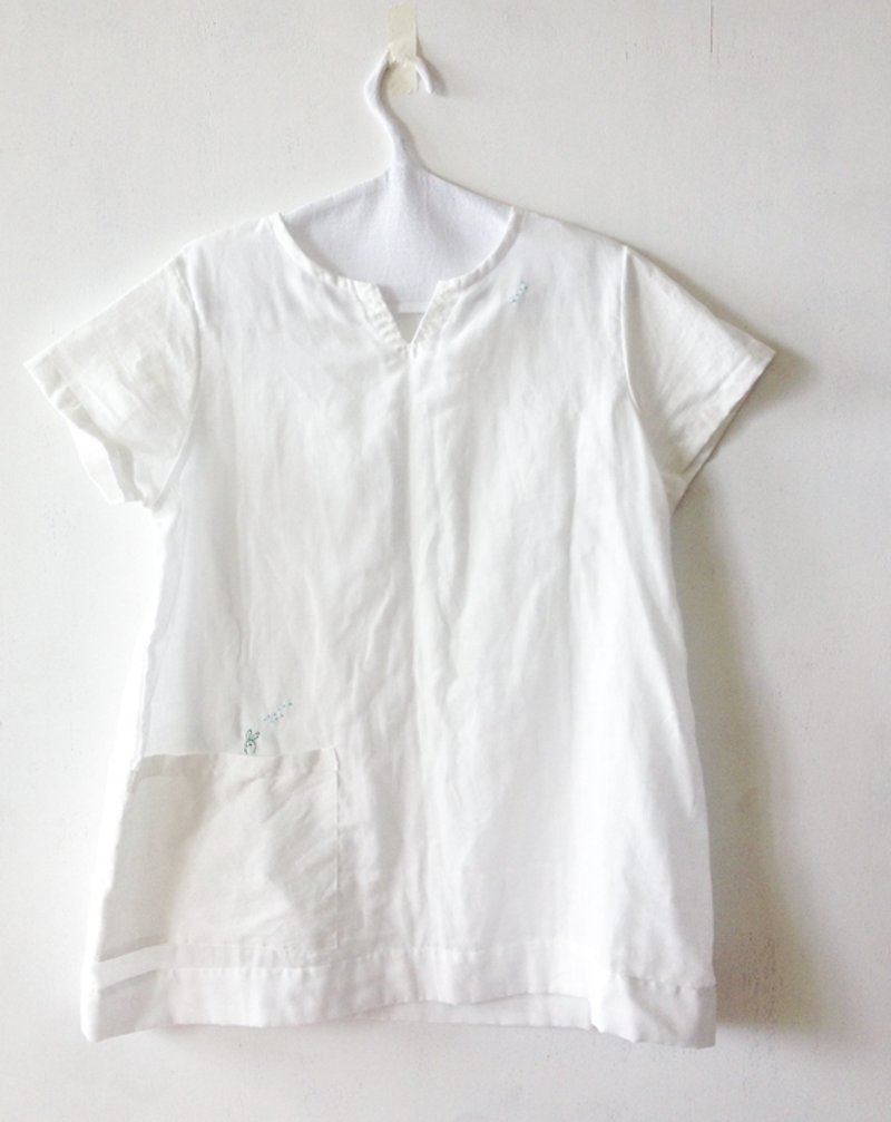 V-neck cotton shirt - rice grains fly out - Women's Tops - Cotton & Hemp White