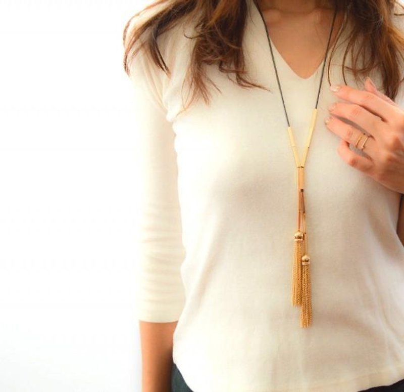 Gold tassel necklace - สร้อยคอ - โลหะ สีทอง