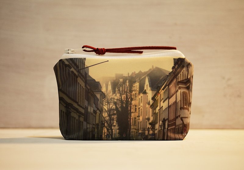 [Travel well] Coin purse◆◇◆Dense fog◆◇◆ - Coin Purses - Other Materials Gold