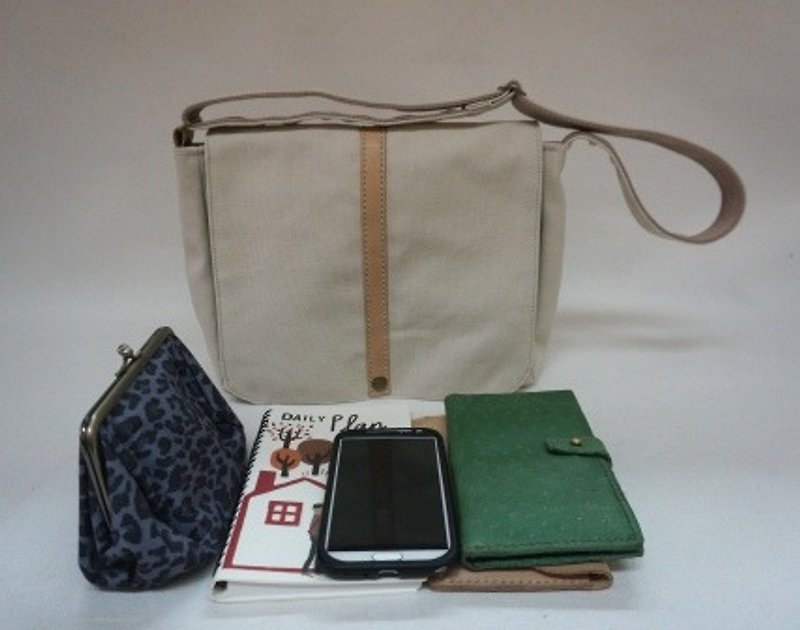 Canvas exquisite oblique side bag B - Messenger Bags & Sling Bags - Other Materials 
