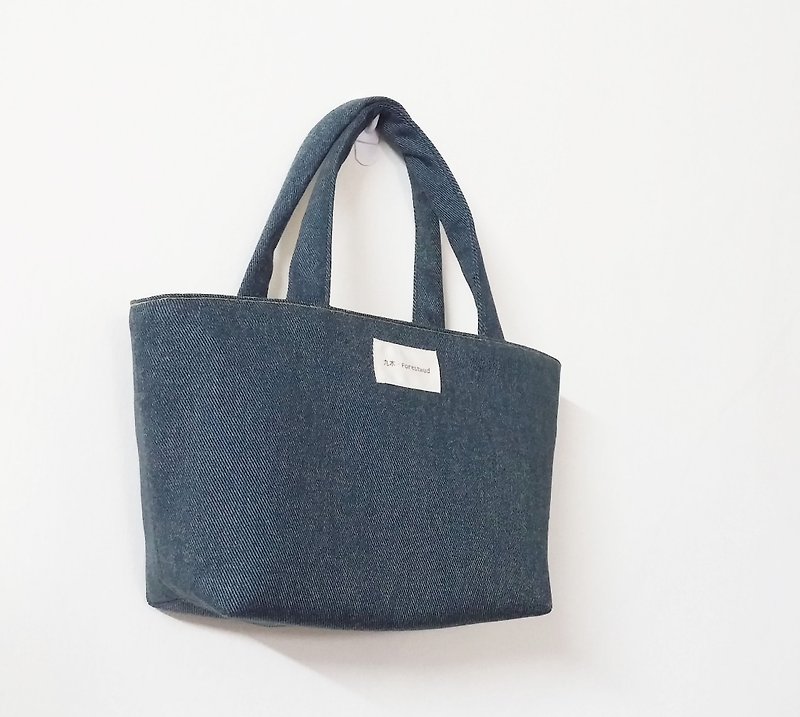 Light travel tote bag - กระเป๋าถือ - วัสดุอื่นๆ สีน้ำเงิน