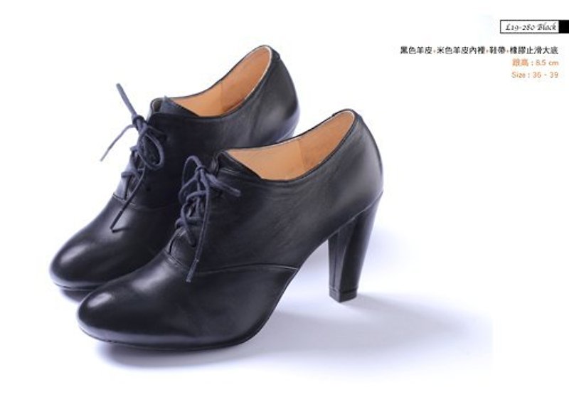 獨特材質黑色性感裸靴 - スリッポン - 革 ブラック