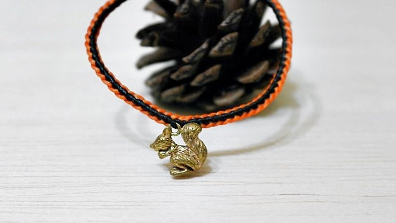 Thai Silk Wax X Brass <Squirrel Eating Fruit> // Can Choose Color /// - Bracelets - Wax Orange