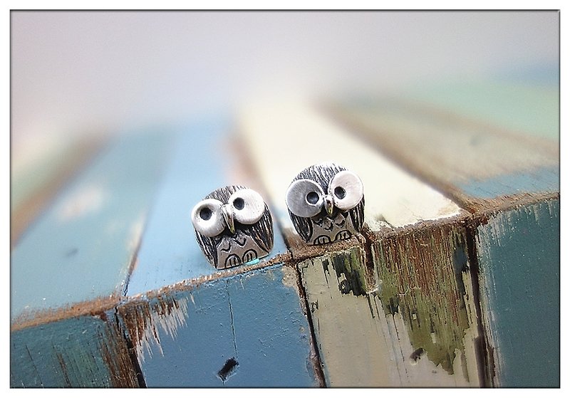 ~ Owl*Kaka & think*<ear clip version> Sterling Silver earrings ~ <This area is a single oh ~> Sheep + hand-made - Earrings & Clip-ons - Other Metals White