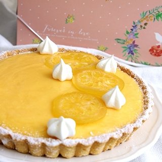 Pure Lemon Tower (8 inches) | Purely natural flavor made from freshly squeezed yellow lemon juice