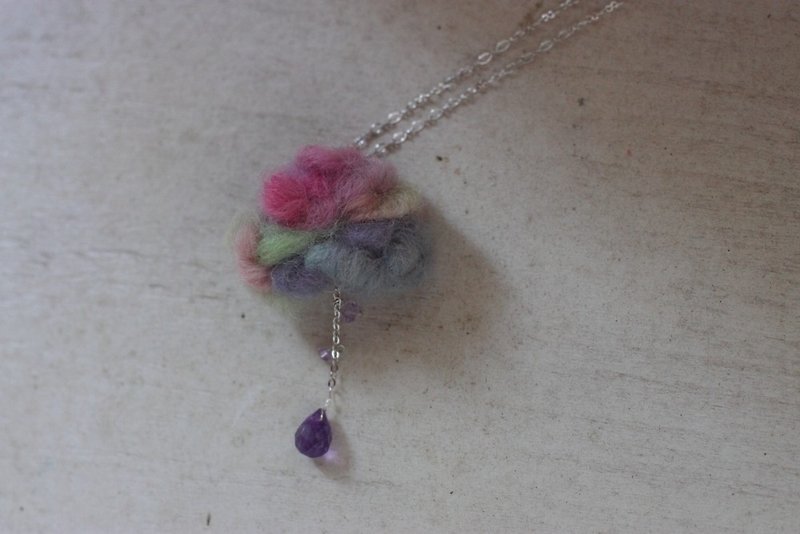 Pink Fuchsia Color Cloud Necklace Hand Dyed Color Gradient Wool Amethyst, Swarovski Crystal - สร้อยคอ - ขนแกะ สีม่วง