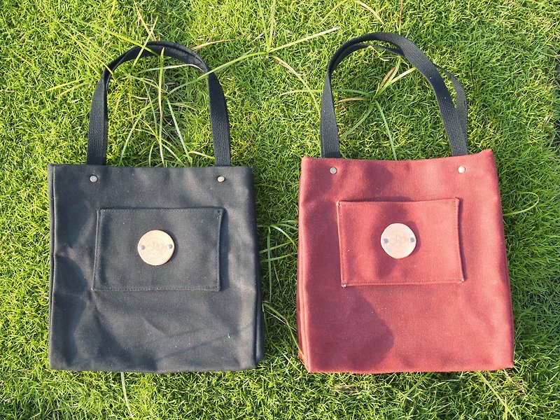 Mind Love] [handmade leather canvas bag | square bag bag | two colors black - dark red | - กระเป๋าถือ - วัสดุอื่นๆ หลากหลายสี