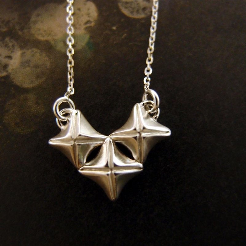 Cross Love Sterling Silver Necklace - สร้อยคอ - โลหะ 