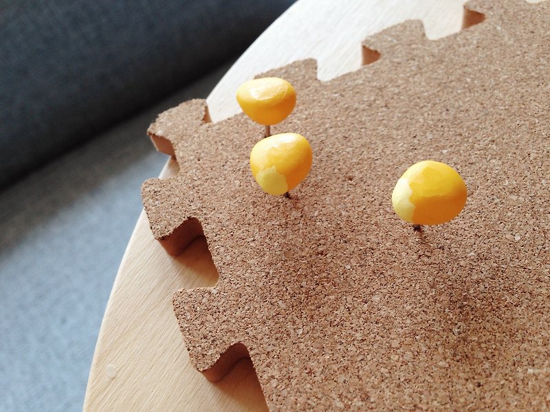 創意文具 玉米 軟木板 水松板 趣味 圖釘 別針 - 徽章/別針 - 塑膠 黃色
