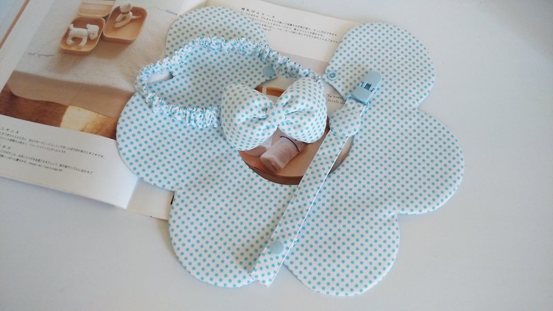Little blue gift birthday gift births flower bibs + pacifier clip + Headdress - Baby Gift Sets - Other Materials Blue