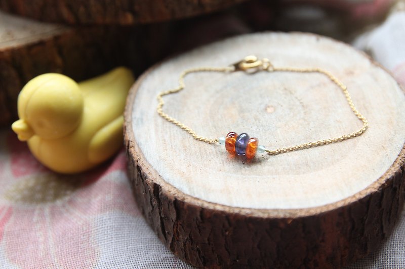 Natural cordierite with gold-plated bracelet orange Monique - Bracelets - Gemstone Red