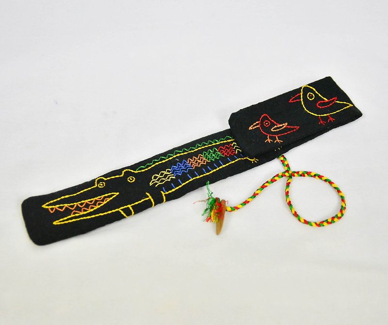 刺繍黒ワニ_ _箸セットフェアトレード - 箸・箸置き - その他の素材 ブラック