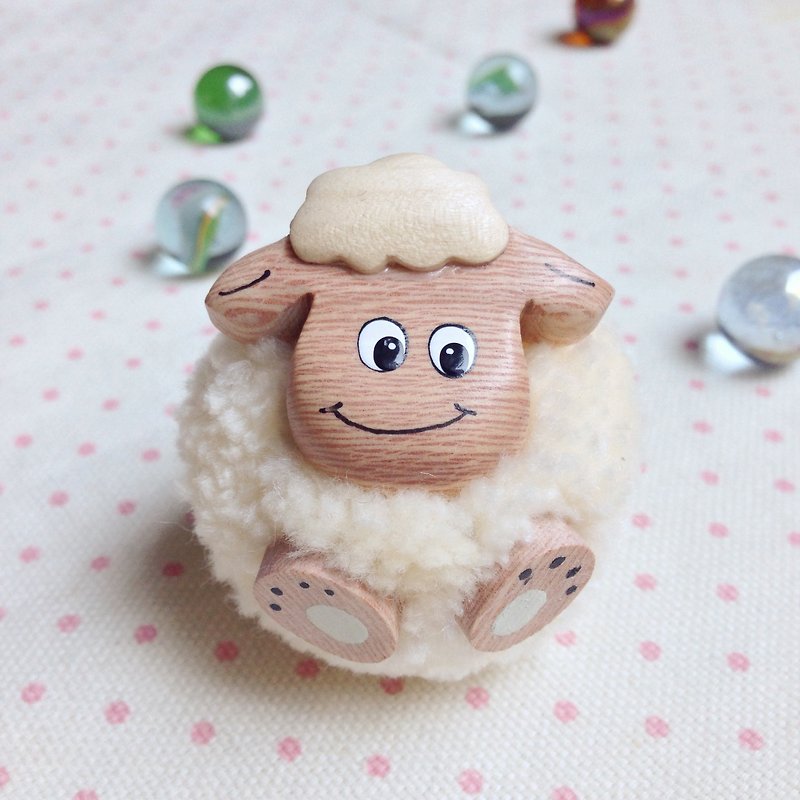 [Handmade wooden x woolen peng] Smiling little white sheep absorbs iron - Magnets - Wood White