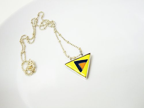 Aliko Chen Jewelry 【Triangle II】三角造型琺瑯項鍊