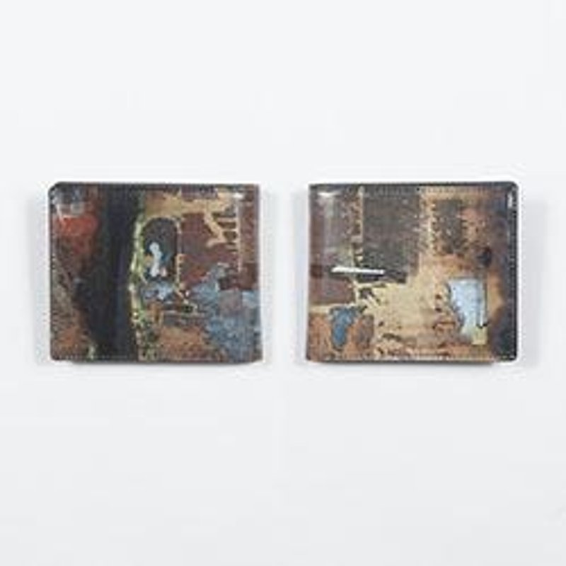 ステッカーの跡　二つ折り財布　Tcollector - 財布 - その他の素材 