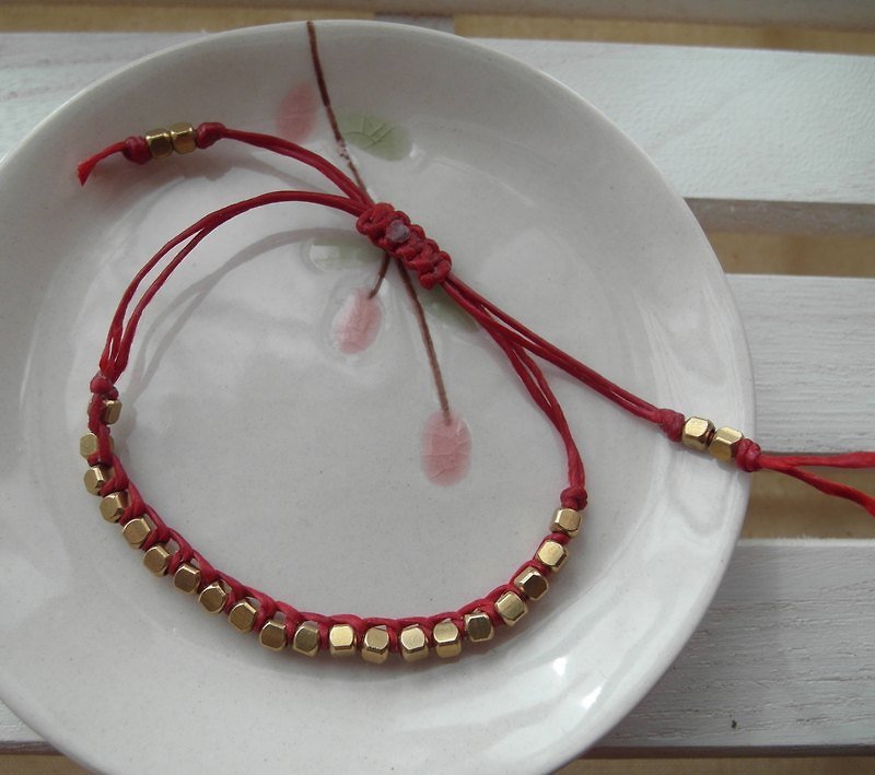 ~ M + Bear ~ copper beads & amp; silk wax line is square square square square woven bracelet - สร้อยข้อมือ - โลหะ หลากหลายสี