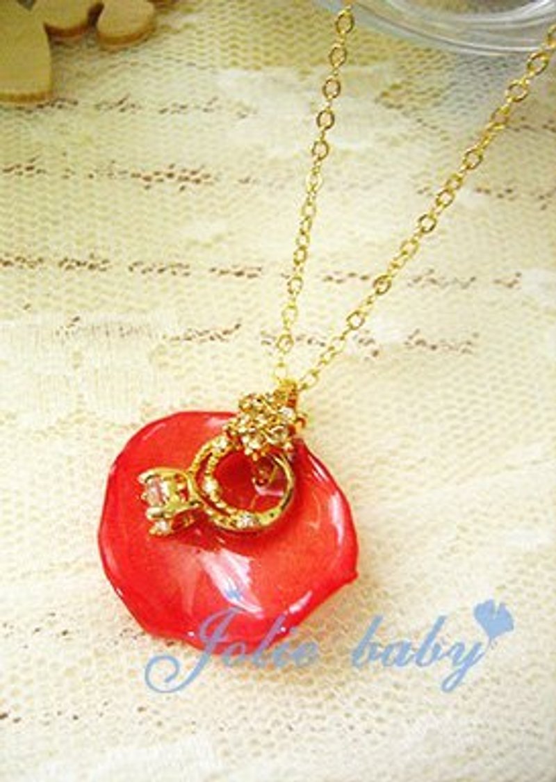 [Jolie baby] 幸福の約定---真實玫瑰花瓣迷你鑽戒項鍊 - Necklaces - Other Materials 