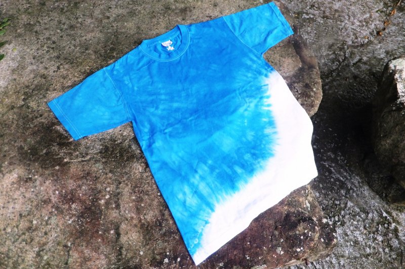 手染 紮染 綁染 全棉T-shirt 大方藍 - 男 T 恤 - 棉．麻 藍色