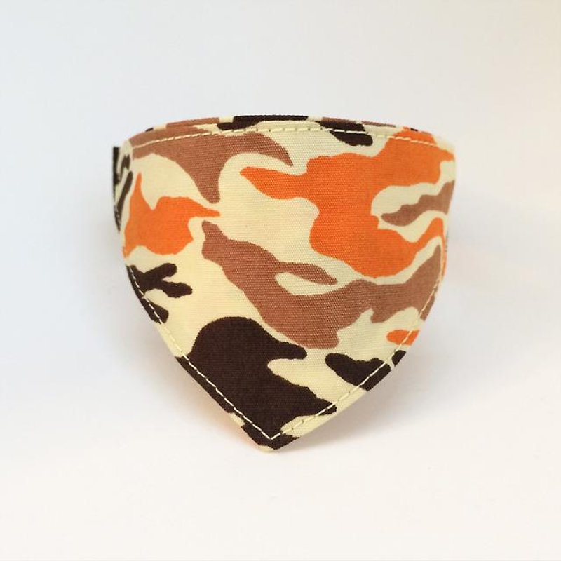 There bandana-style collar / corner cans for the camouflage pattern and cats (from kitten to adult cats) - Collars & Leashes - Other Materials Orange