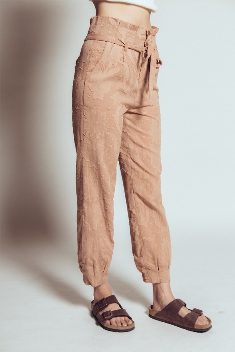 Ruffled casual trousers (brown) - Women's Pants - Cotton & Hemp Brown