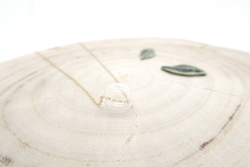 Simple 14K gold necklace small bubble glass - Necklaces - Other Materials White