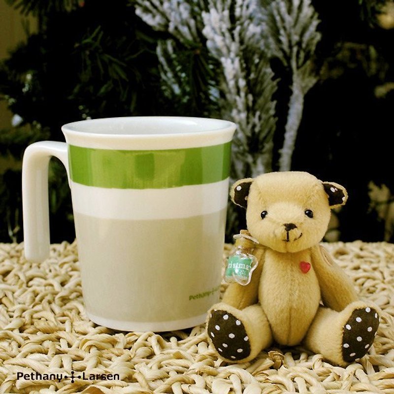 聖誕快樂 小熊親親馬克杯(綠竹林) - แก้วมัค/แก้วกาแฟ - วัสดุอื่นๆ สีเขียว