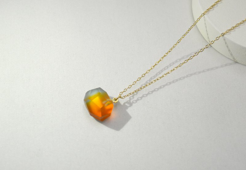 Glass necklace blur sunset - Necklaces - Glass Orange