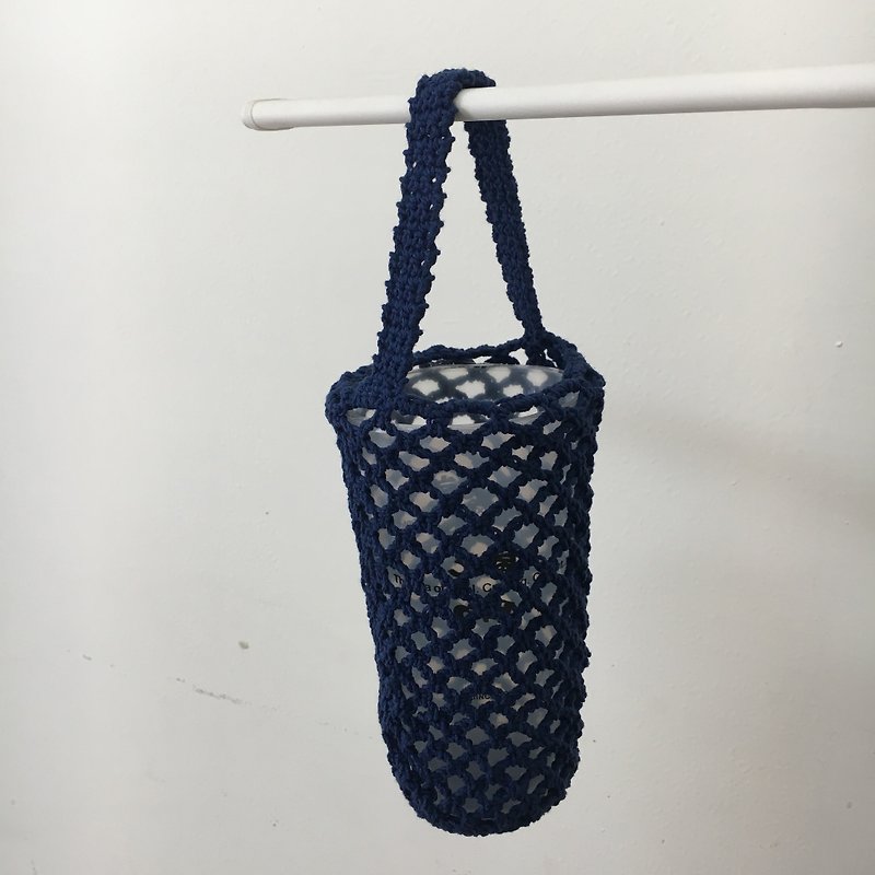 瓶裝編織網袋・深藍 - 手袋/手提袋 - 棉．麻 藍色