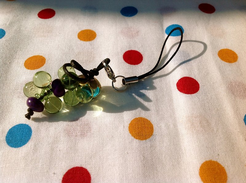 Strings of light green / key ring crystal green charm limited cool colors purple gold sale - Keychains - Copper & Brass Green
