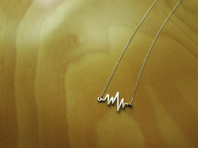 heartbeat necklace | mittag jewelry | handmade and made in Taiwan - Necklaces - Silver Silver