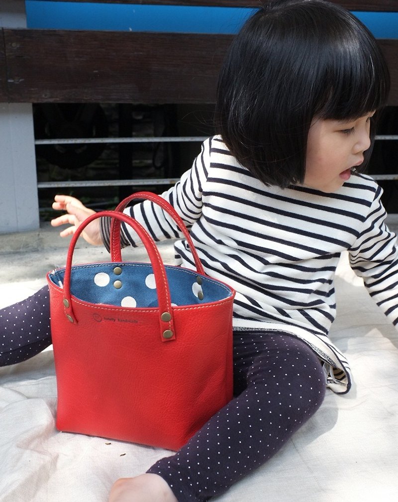 Sunny was brought [lunch bag. ], Lightweight cow leather handbag COLOR: red - Handbags & Totes - Genuine Leather Red