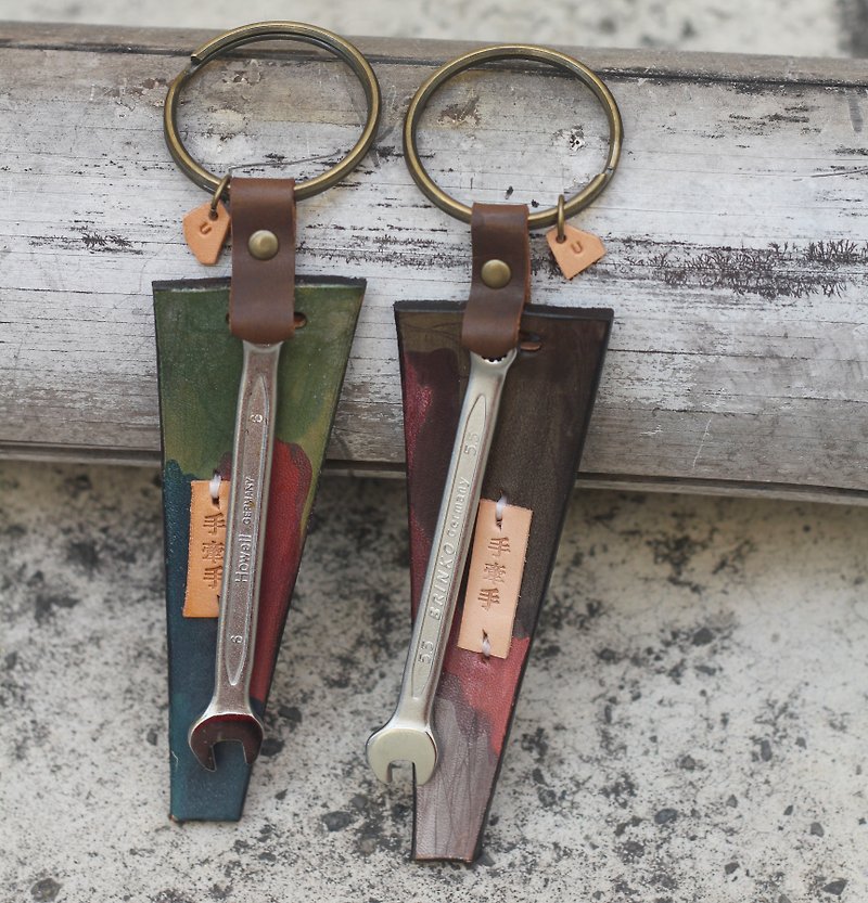 Dear U pairs wrench keychain - hand in hand - Keychains - Genuine Leather Brown