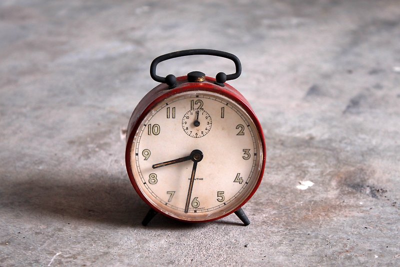 ︱小さな時計の︱時代遅れと古い作品なので、ヴィンテージドイツ語システム - 時計 - 金属 レッド