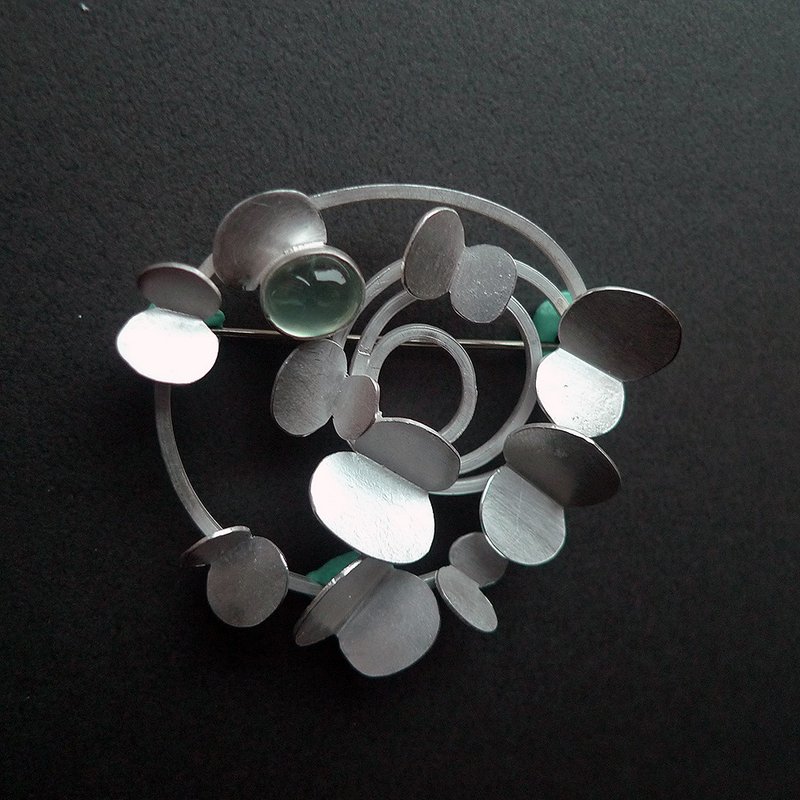 浮生-浮萍~青冶金工手作的詩裝飾藝術胸針創作單品,讓你氣質出眾! - 胸針 - 寶石 