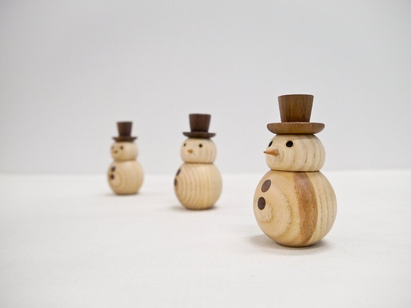 Wood Fragrances Brown - Snowman essential oil jar diffuser bottle smelling bottle healing small things Christmas exchange gifts