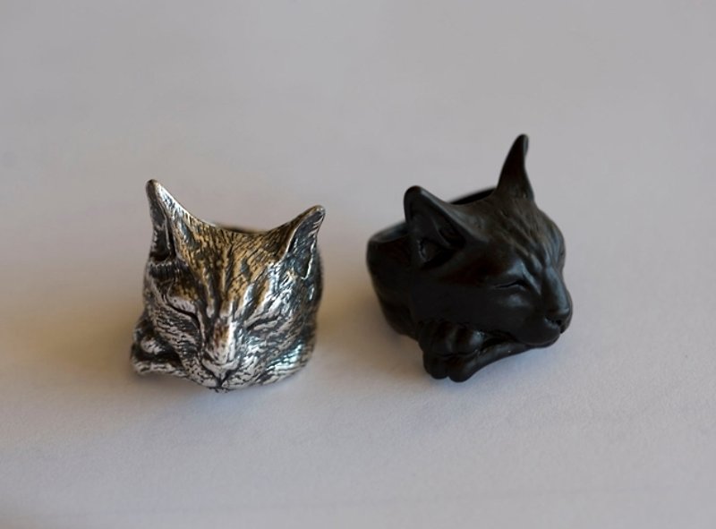 Sleeping cat ring - General Rings - Other Metals Gray