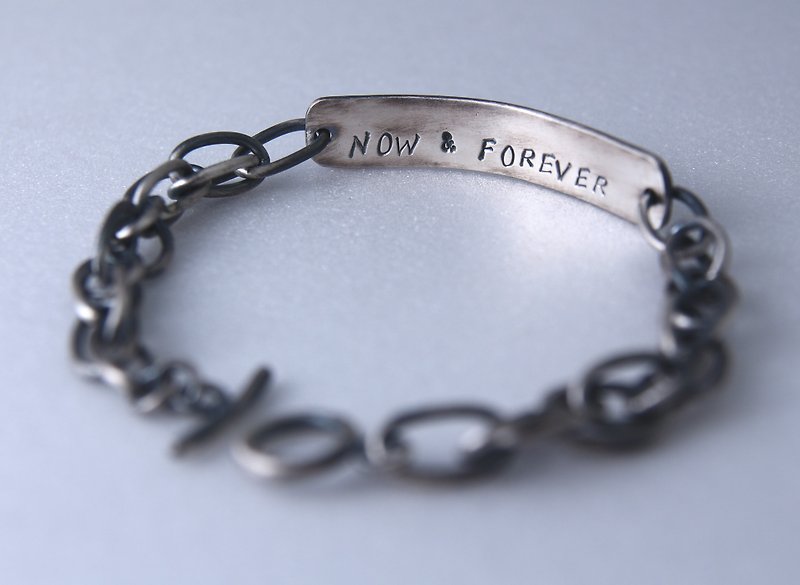<Engraving Accepted> Sterling Silver Bracelet / Hammered / Whirl Chain - สร้อยข้อมือ - เงิน สีเงิน