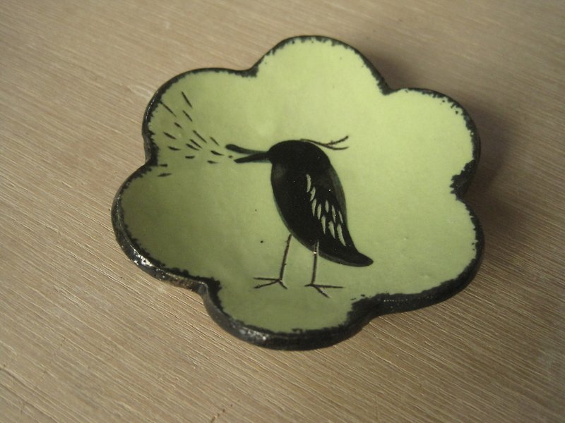 DoDo Handmade Whispers. Animal Silhouette Series-Bird Flower Plate (Green) - จานเล็ก - ดินเผา สีเขียว