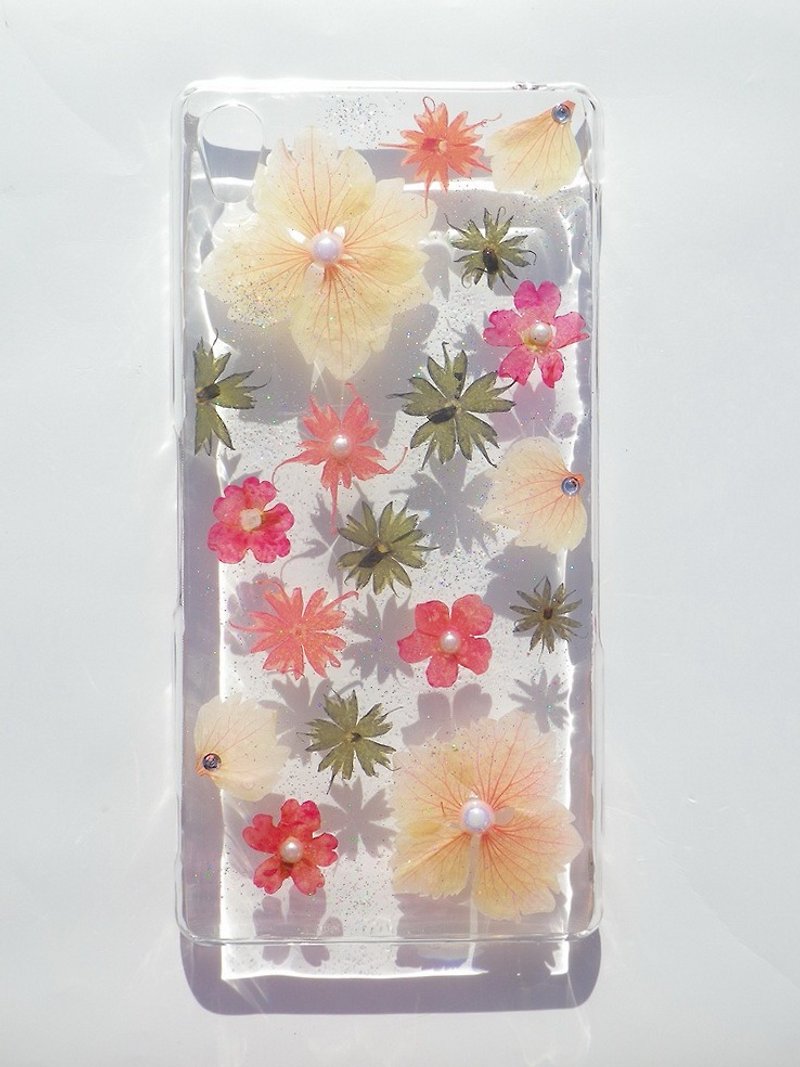 Pressed flowers phone case, Handmade with real flower, Sony Xperia Z3, Pink - เคส/ซองมือถือ - พลาสติก 
