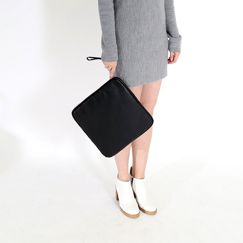 Unisex Square Cow Leather Clutch in B/W | *defects discount* - Clutch Bags - Genuine Leather Black